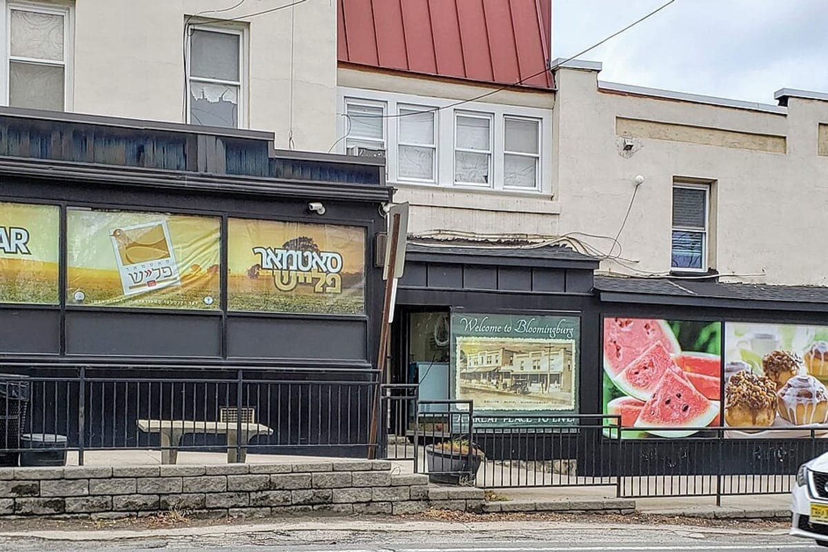 Storefronts in Bloomingburg, NY